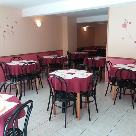 Somriu Hotel City M28 Andorra la Vella Exterior photo