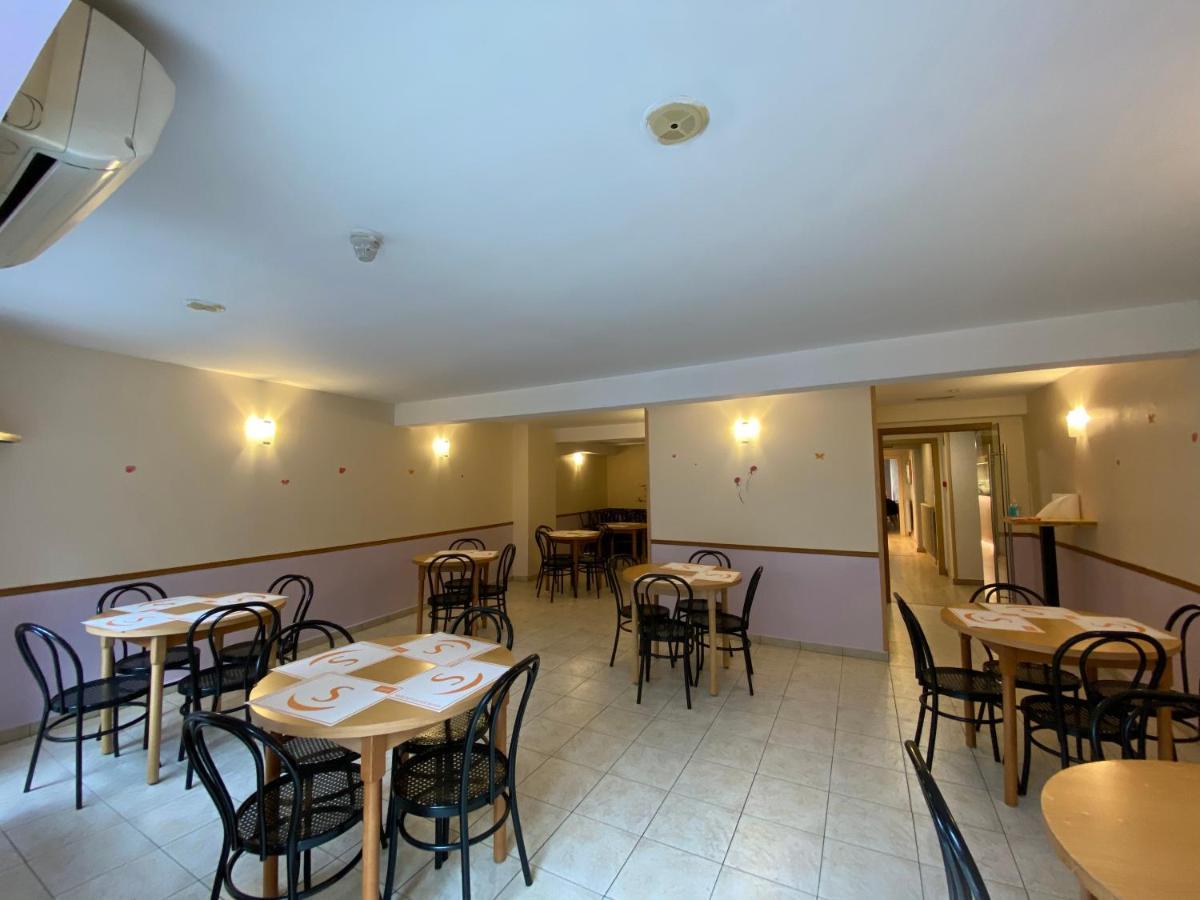 Somriu Hotel City M28 Andorra la Vella Exterior photo