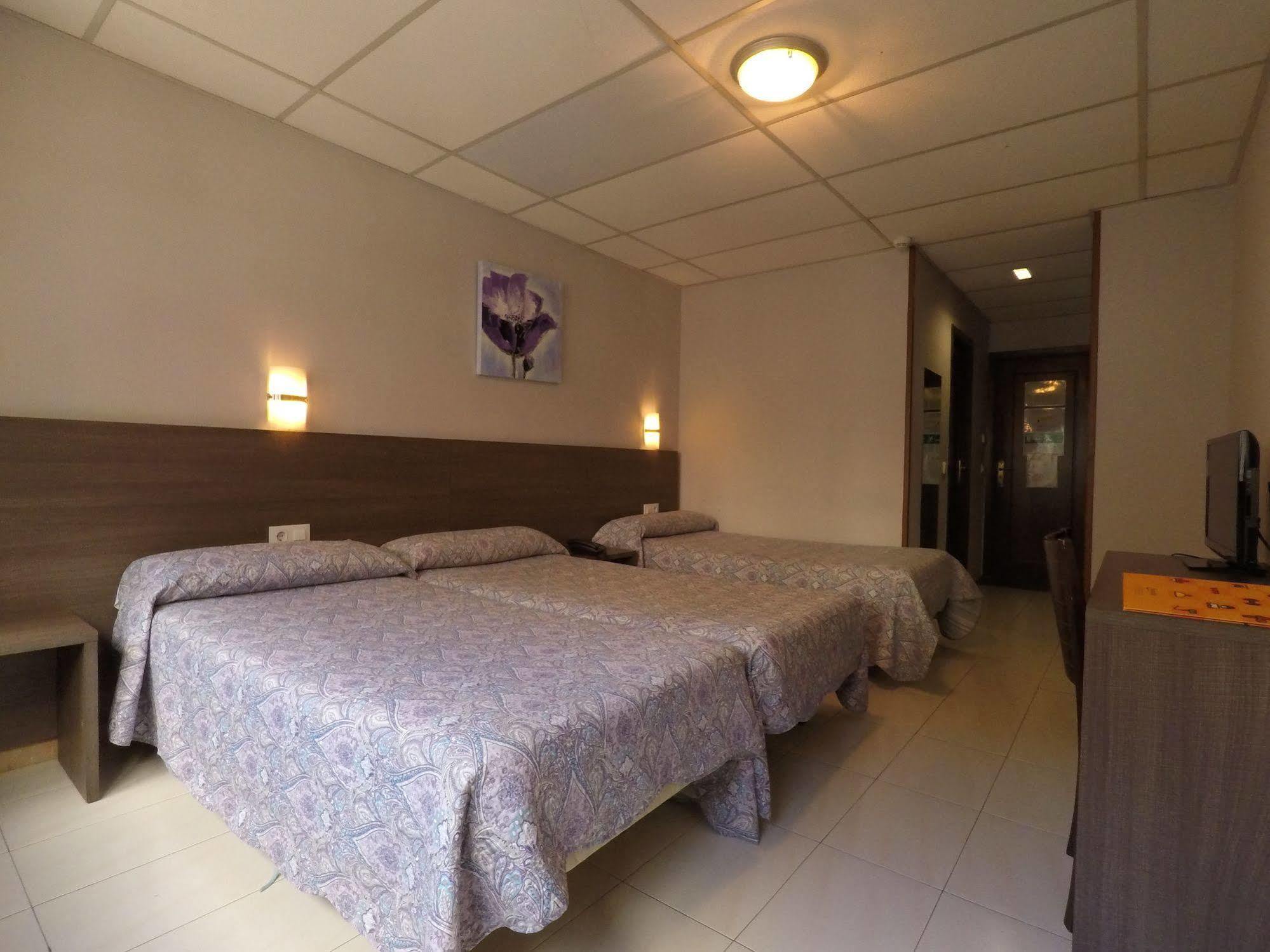 Somriu Hotel City M28 Andorra la Vella Exterior photo